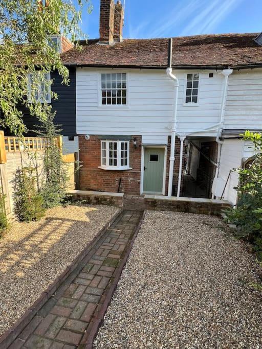 The Cottage, 13 Golden Sq. Tenterden Exteriér fotografie